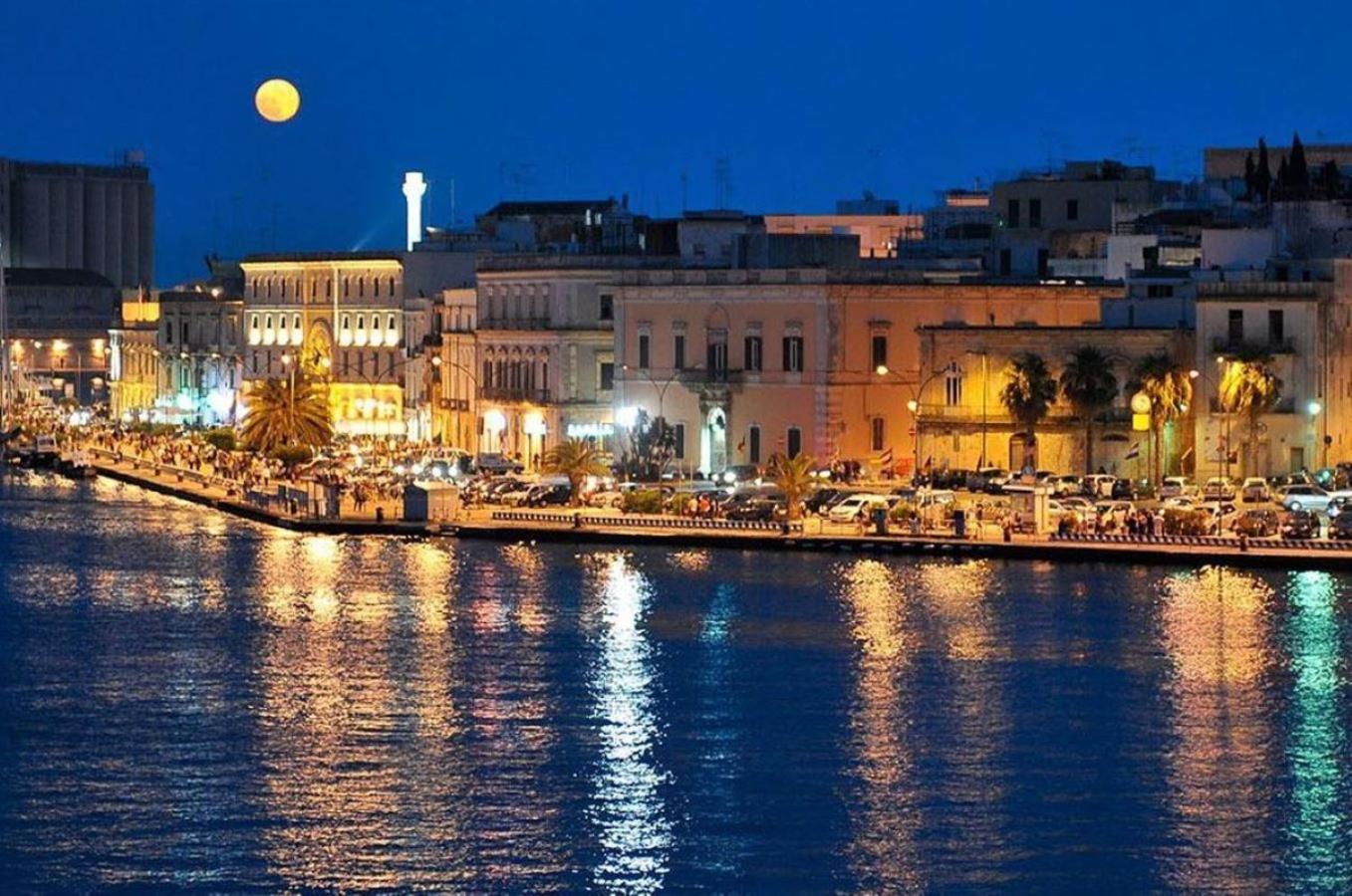 Un Posto Al Sole Lägenhet Brindisi Exteriör bild